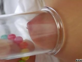 Cosette ibarra goddess лоскотати її nipplele з lolly поп
