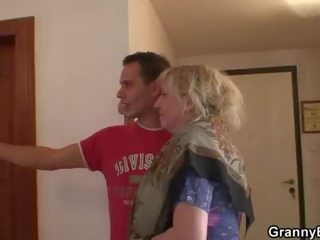Той кирки нагоре луд стар проститутка