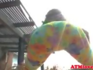 Голямо дупе сладурче twerks в йога панталони, безплатно секс 1г
